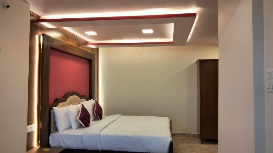 Kstdc Hotel Mayura Pine Top Nandi Hills Zewnętrze zdjęcie