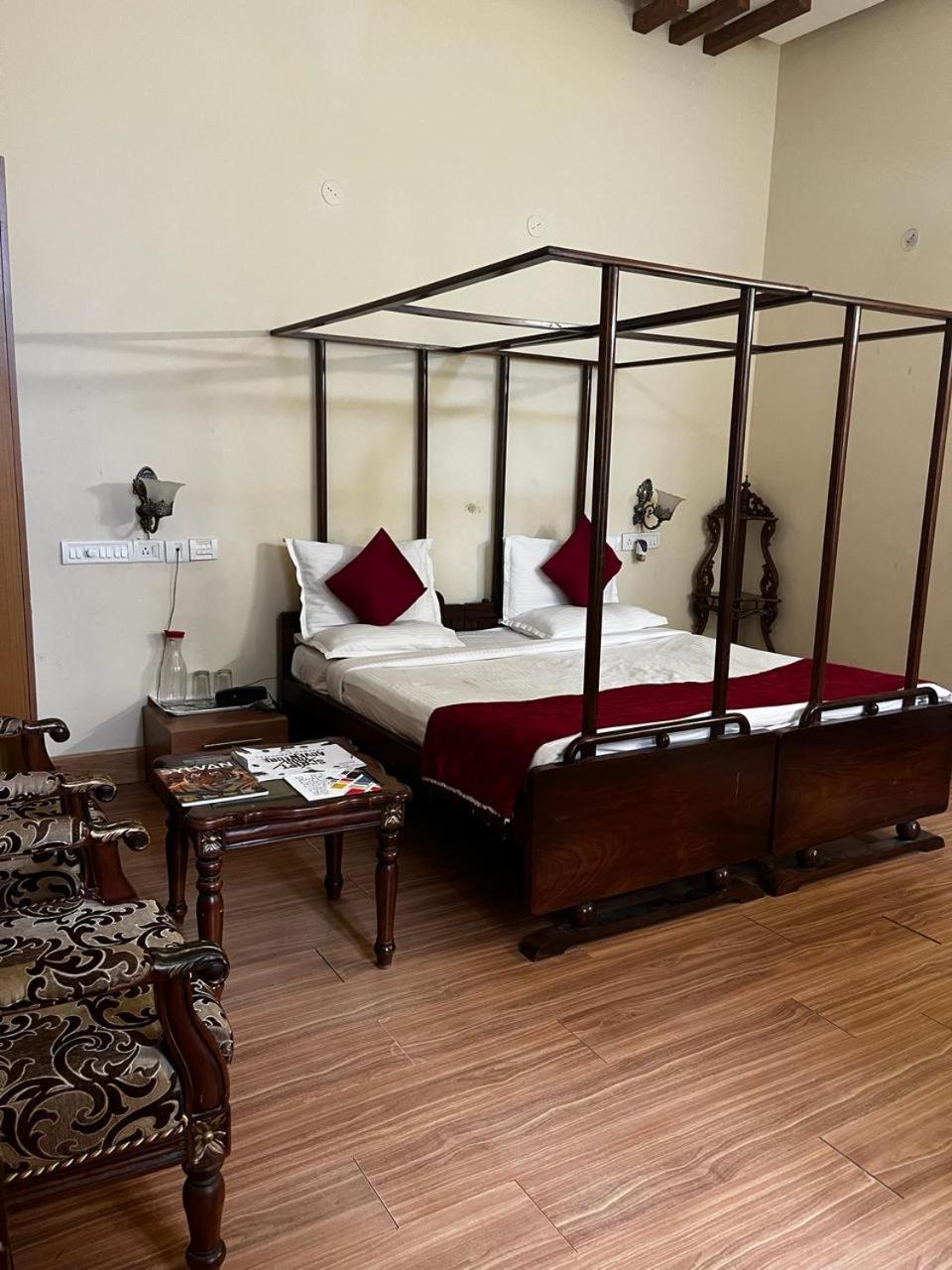 Kstdc Hotel Mayura Pine Top Nandi Hills Zewnętrze zdjęcie