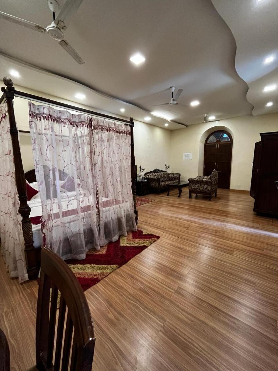 Kstdc Hotel Mayura Pine Top Nandi Hills Zewnętrze zdjęcie